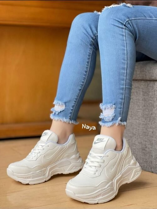B03 NIKE BLANCA